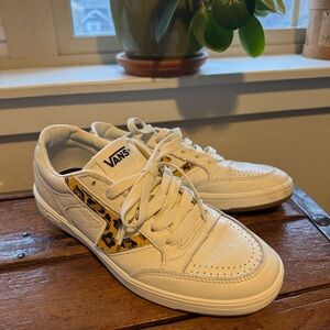 Vans Lowland “Big Cat” comfy Cush